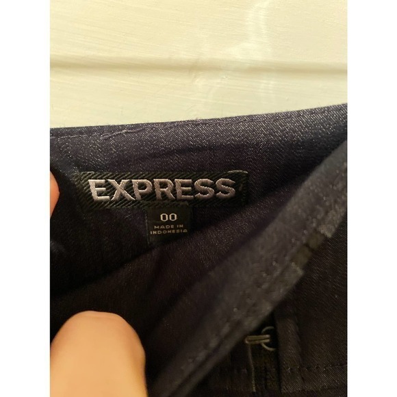 𝅺EXPRESS mini skirt - Picture 2 of 3